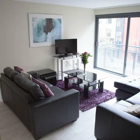 East Village City Center Luxury Apartment Liverpool Exterior photo