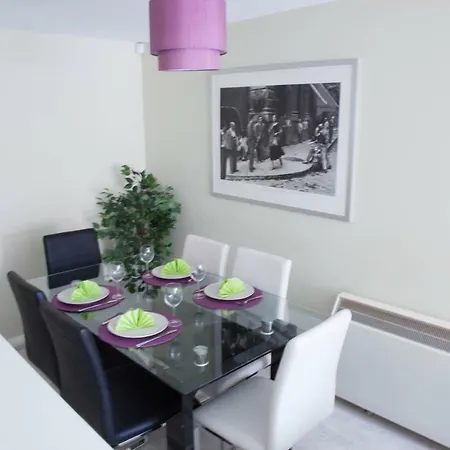 East Village City Center Luxury Apartment Liverpool Exterior photo