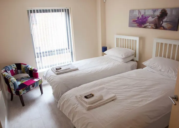 East Village City Center Luxury Apartment